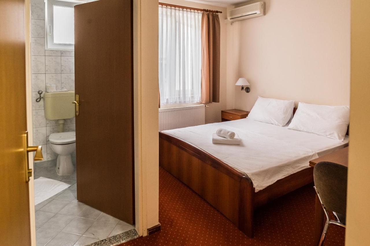 Hotel Carlstadt Karlovac Eksteriør billede